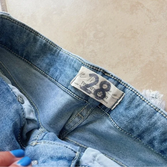 NWT Free People High Rise Light Wash (Havana Blue) - Picture 4 of 11